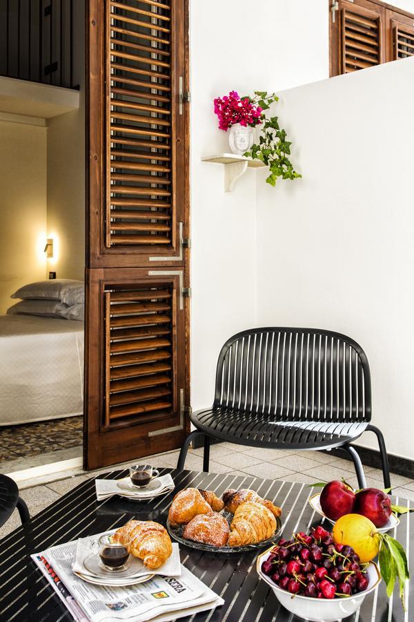Manzoni 46 - Ospitalita Siciliana Bed & Breakfast Milazzo Exterior photo